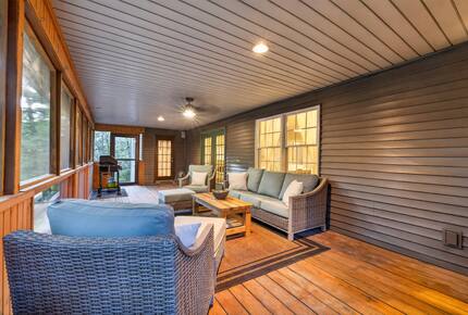 Bloomington Home with Private Theater - Bloomington, Indiana