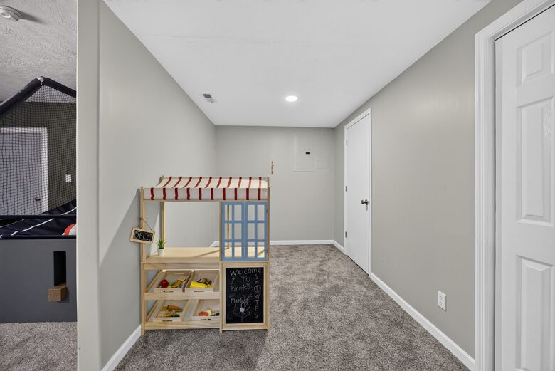 Bloomington Home with Private Theater - Bloomington, Indiana