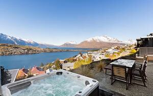 Elevated Alpine Residence Overlooking The Remarkables - Queenstown, New Zealand