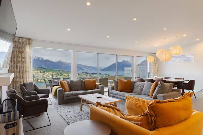 Elevated Alpine Residence Overlooking The Remarkables - Queenstown, New Zealand