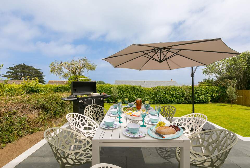 Contemporary Coastal Home with Panoramic Sea Views - St Ives, United Kingdom