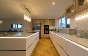 Contemporary Coastal Home with Panoramic Sea Views - St Ives, United Kingdom