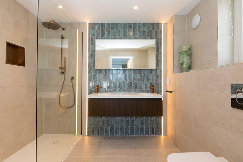Contemporary Coastal Home with Panoramic Sea Views - St Ives, United Kingdom