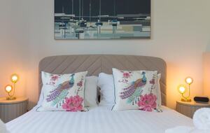 Contemporary Coastal Home with Panoramic Sea Views - St Ives, United Kingdom
