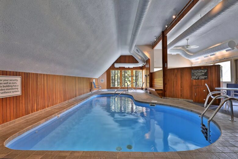 Fall Line Condo Near Killington Slopes - Killington, Vermont