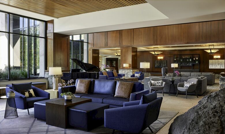 Everline Fireplace Penthouse with Ski-In/Ski-Out Access - Olympic Valley, California