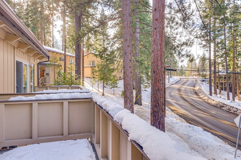 Mountain Retreat Near Lake Tahoe & Diamond Peak - Incline Village, Nevada