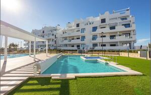Santa Rosalía Poolside Residence - Torre Pacheco, Spain