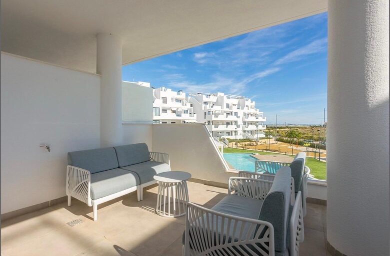 Santa Rosalía Poolside Residence - Torre Pacheco, Spain