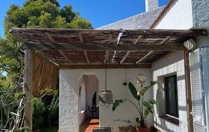 Coastal Chalet with Poolside Studio - L'Ametlla de Mar, Spain