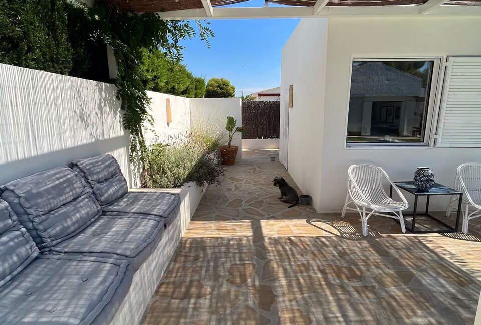 Coastal Chalet with Poolside Studio - L'Ametlla de Mar, Spain