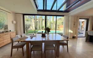 Contemporary Garden Residence in Central Aix - Aix-en-Provence, France