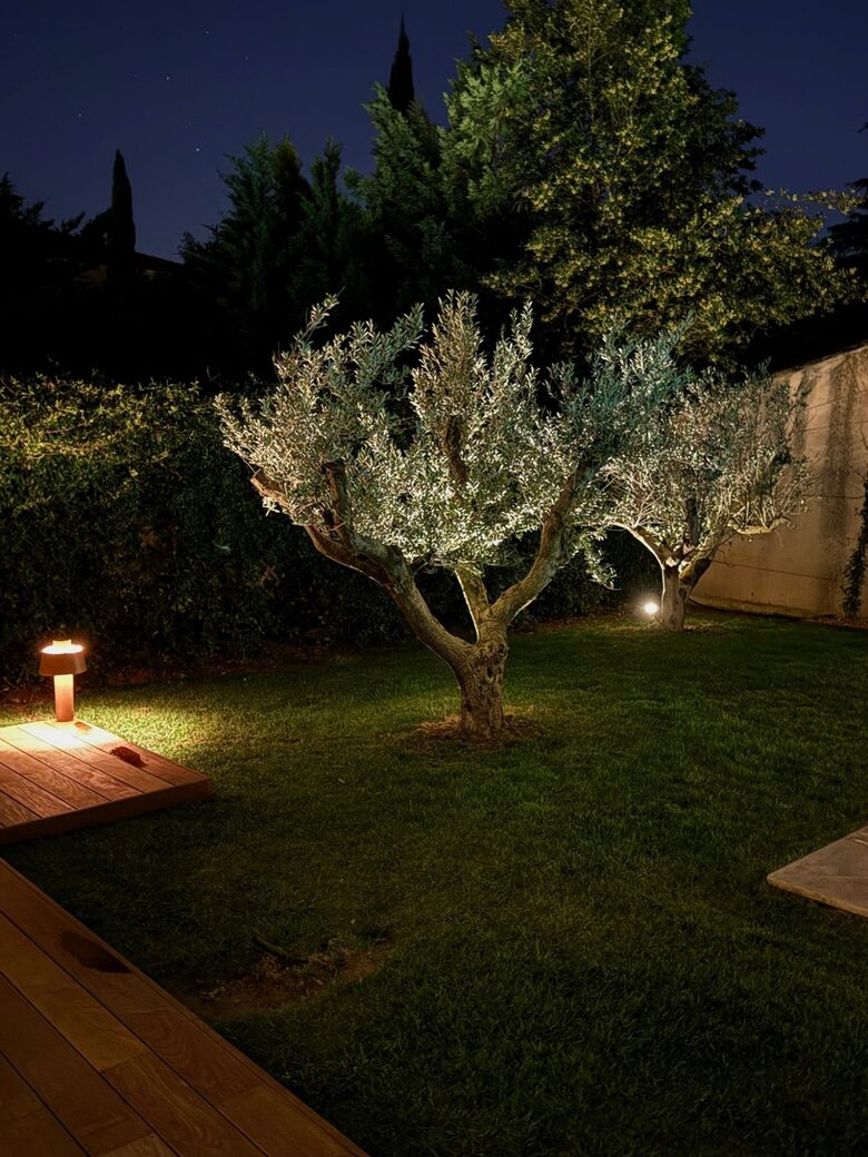 Contemporary Garden Residence in Central Aix - Aix-en-Provence, France