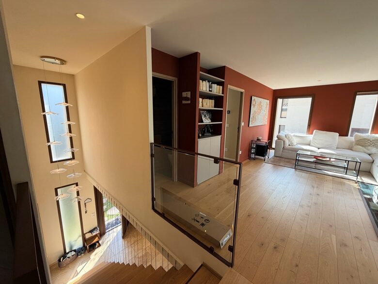 Contemporary Garden Residence in Central Aix - Aix-en-Provence, France