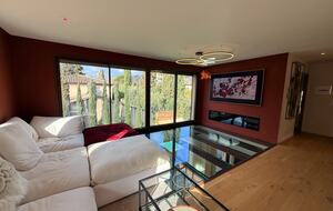 Contemporary Garden Residence in Central Aix - Aix-en-Provence, France