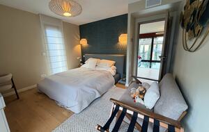 Contemporary Garden Residence in Central Aix - Aix-en-Provence, France