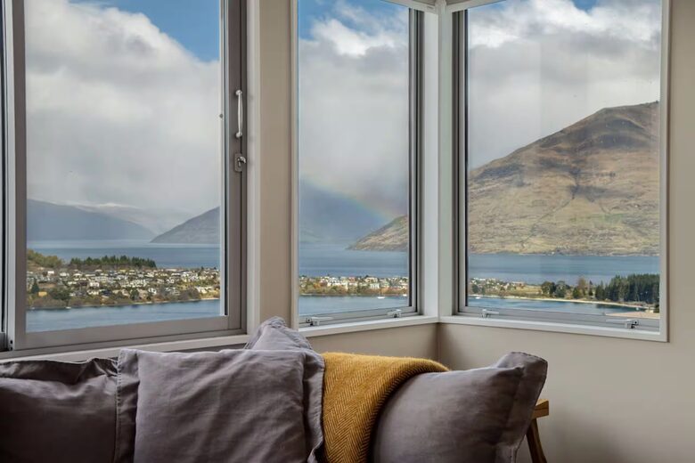 Elevated Alpine Residence Overlooking The Remarkables - Queenstown, New Zealand
