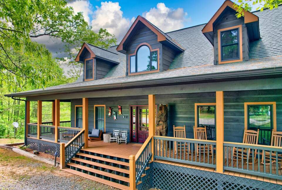 Morganton Mountain Event Retreat Near Blue Ridge - Morganton, Georgia