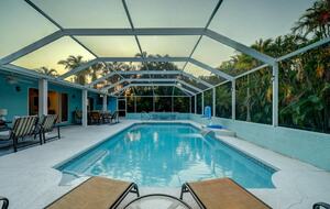 Holmes Beach Pool Retreat - Holmes Beach, Florida