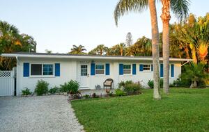 Holmes Beach Pool Retreat - Holmes Beach, Florida