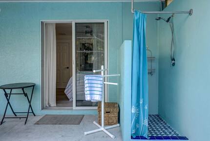 Holmes Beach Pool Retreat - Holmes Beach, Florida