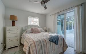 Anna Maria Island Pool Retreat - Holmes Beach, Florida