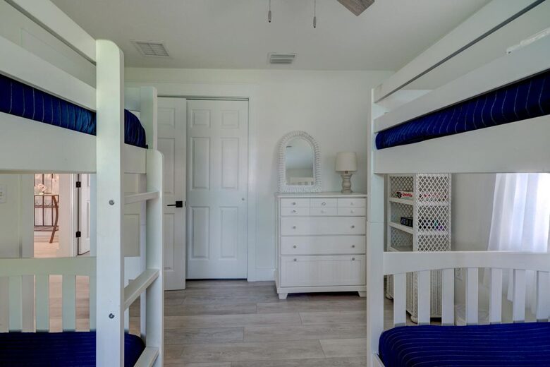 Holmes Beach Pool Retreat - Holmes Beach, Florida