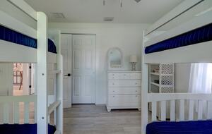 Anna Maria Island Pool Retreat - Holmes Beach, Florida