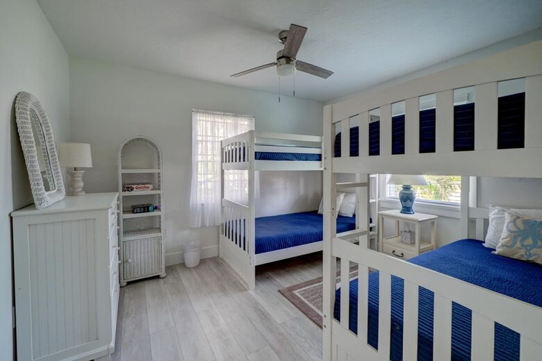 Holmes Beach Pool Retreat - Holmes Beach, Florida