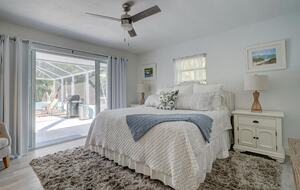 Anna Maria Island Pool Retreat - Holmes Beach, Florida