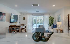 Anna Maria Island Pool Retreat - Holmes Beach, Florida