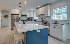 Anna Maria Island Pool Retreat - Holmes Beach, Florida