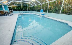 Anna Maria Island Pool Retreat - Holmes Beach, Florida
