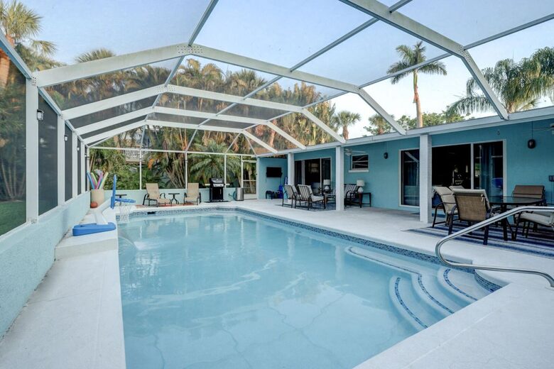 Holmes Beach Pool Retreat - Holmes Beach, Florida