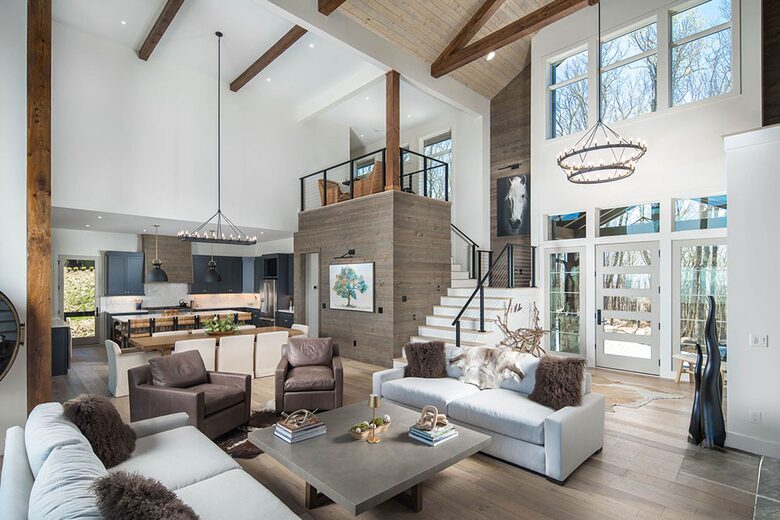 Elevated Mountain Escape with Endless Blue Ridge Views - Banner Elk, North Carolina
