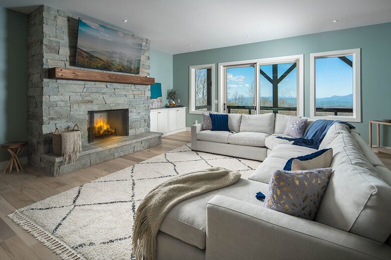 Elevated Mountain Escape with Endless Blue Ridge Views - Banner Elk, North Carolina