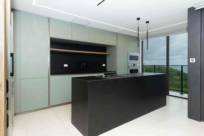 Punta Caelo Penthouse with Private Rooftop Pool - San Carlos District, Panama