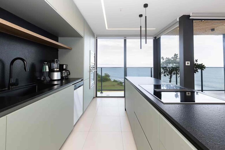 Punta Caelo Penthouse with Private Rooftop Pool - San Carlos District, Panama
