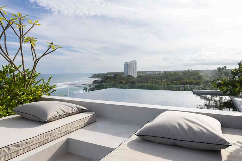 Punta Caelo Penthouse with Private Rooftop Pool - San Carlos District, Panama
