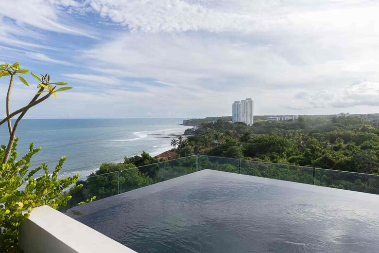 Punta Caelo Penthouse with Private Rooftop Pool - San Carlos District, Panama