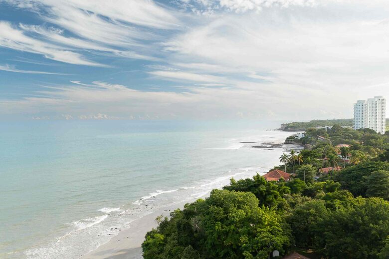 Punta Caelo Penthouse with Private Rooftop Pool - San Carlos District, Panama