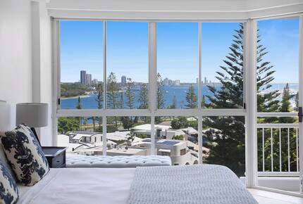 Main Beach Coastal Residence - Gold Coast, Australia