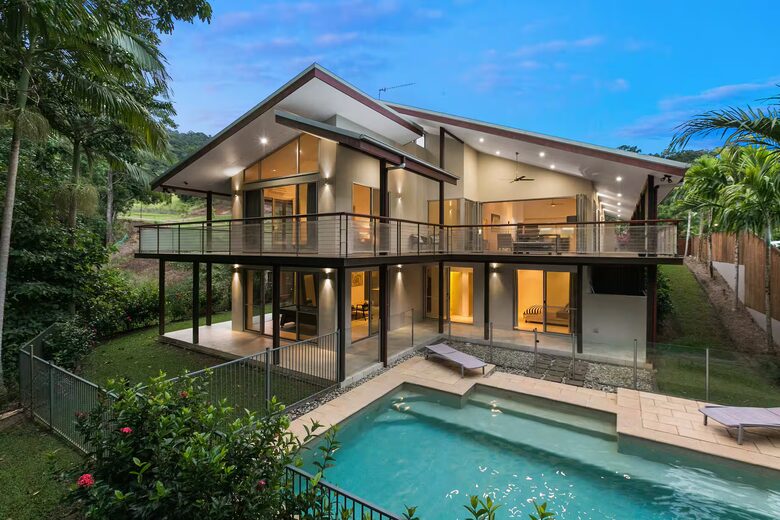 Red Peak Rainforest House - Cairns, Australia