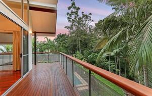 Red Peak Rainforest House - Cairns, Australia