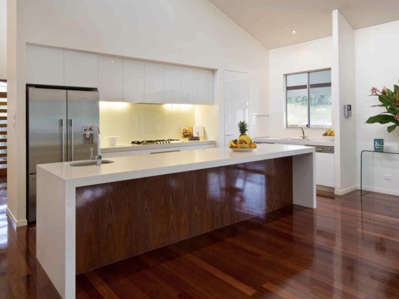 Red Peak Rainforest House - Cairns, Australia
