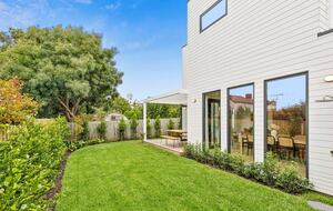 Luxury Beach House with Garden Oasis in Queenscliff - Queenscliff, Australia