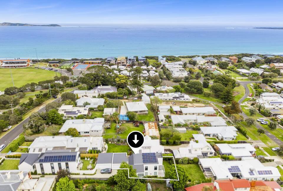 Luxury Beach House with Garden Oasis in Queenscliff - Queenscliff, Australia