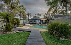 Tranquil Lake Munmorah Villa with Pool & Sauna - Lake Munmorah, Australia