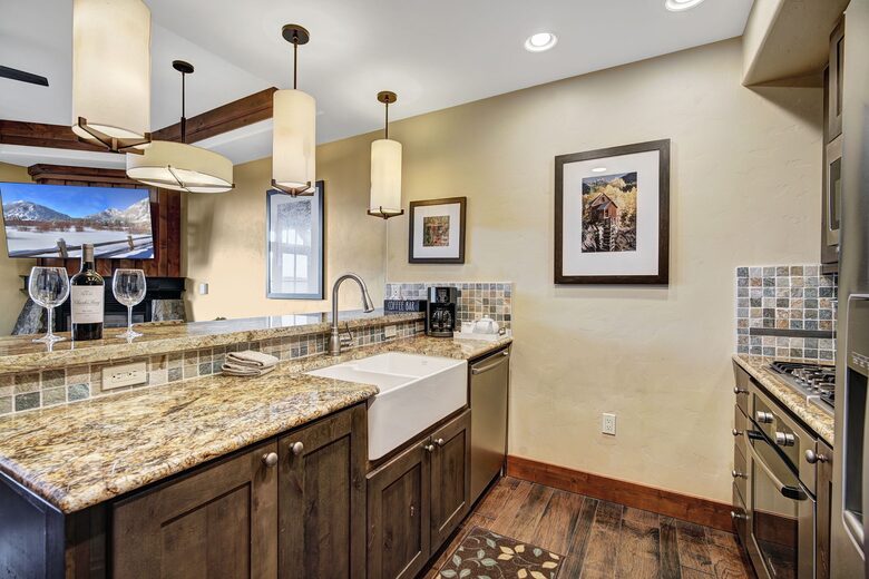 One Ski Hill Place - Ski-In/Ski-Out Peak 8 - True Breckenridge Luxury - Breckenridge, Colorado