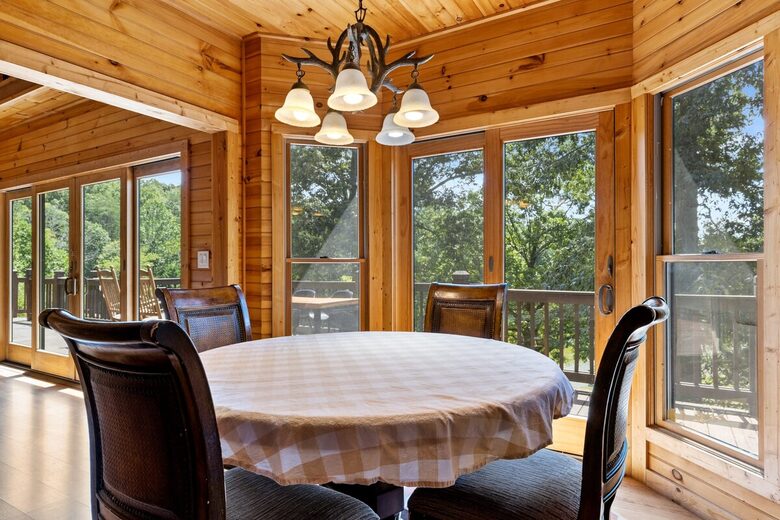 Morganton Mountain Event Retreat Near Blue Ridge - Morganton, Georgia